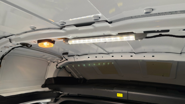 Ford Transit Custom 300 L1 Diesel Fwd 2.0 EcoBlue 130ps High Roof Leader Van